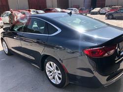كرايسلر 200